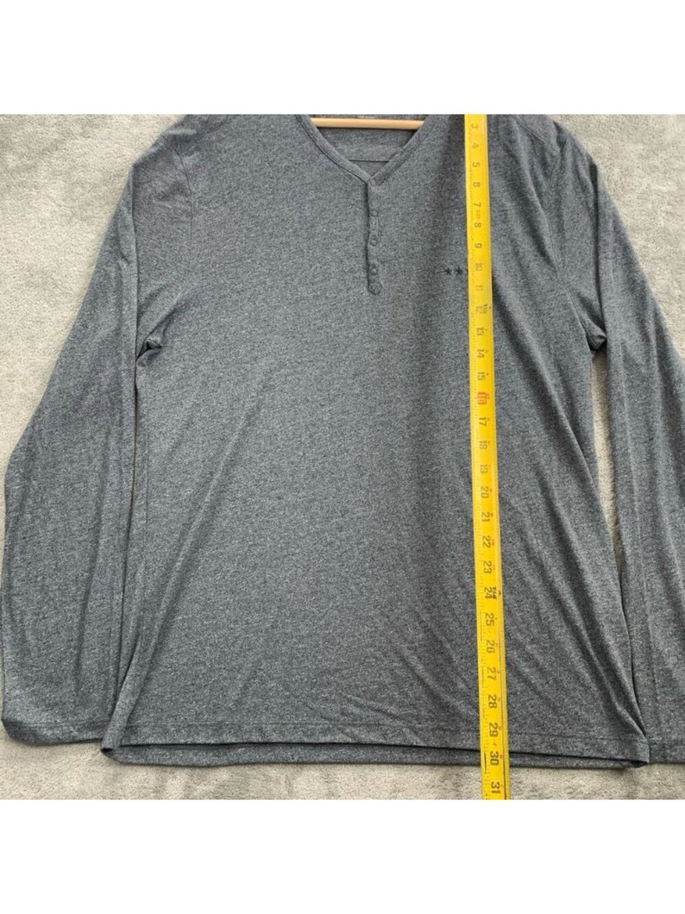 John Varvatos Star USA Shirt Mens XL 4 Button Henley Logo Long Sleeve Preppy - Picture 2 of 8